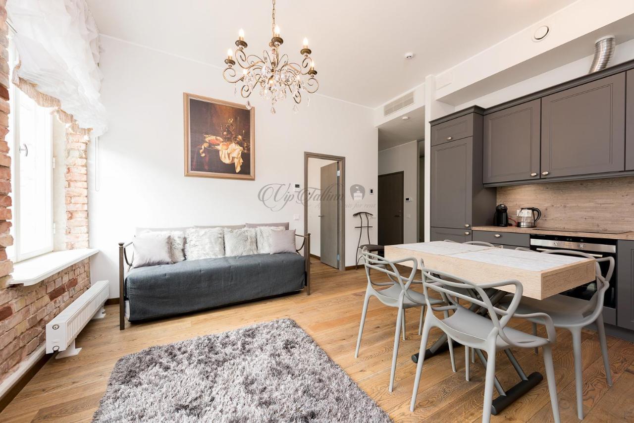 Vip Rotermanni * Tallinn